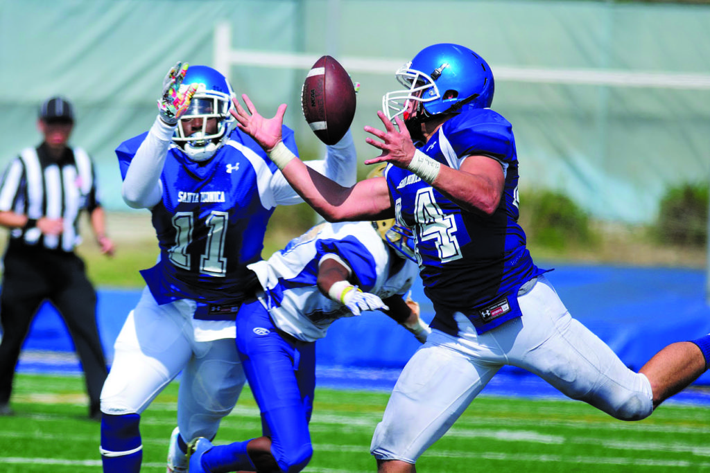 31-30 Football Opener Win for SMC - WestsideToday