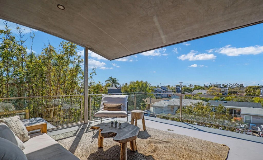 YouTuber Cody Ko Lists Venice Architectural Compound for $4.3M - Vimarsana News