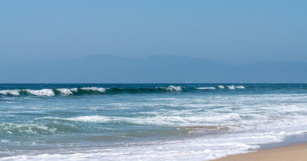 Health Advisory: Los Angeles County Health Warns Against Swimming This Weekend - Vimarsana News