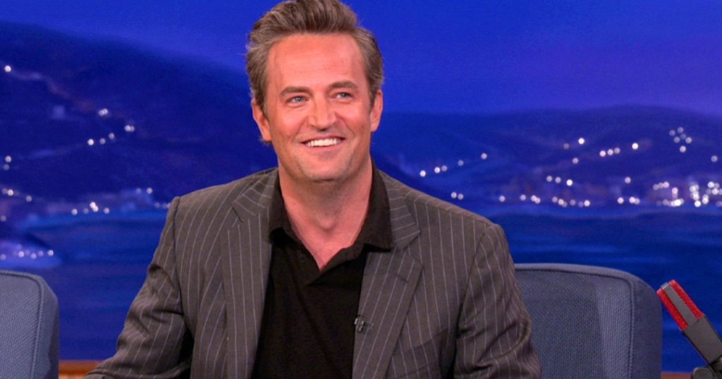 Matthew Perry, 'Friends' Star, Remembered as Friends and Fans Mourn - Vimarsana News