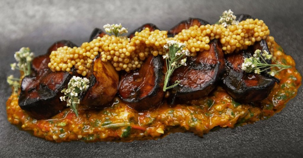 Esquire's Culinary Picks: Unveiling the Best New Restaurants in Los Angeles for 2023 - Vimarsana News