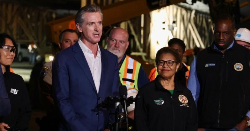 Governor Newsom Fast-Tracks I-10 Freeway Reopening After Intensive Repairs - Vimarsana News